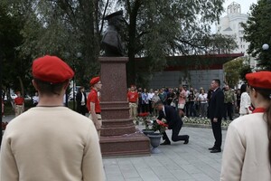 Сквер на проспекте Ленина во Владимире официально назвали Кутузовским