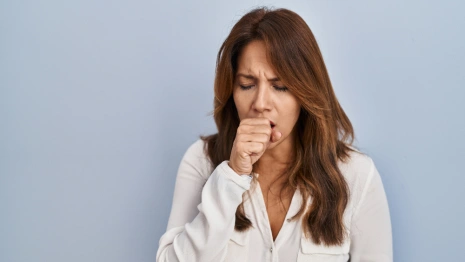 Коклюш: что это за болезнь и кто в зоне риска