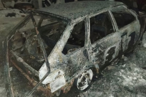 Житель Гусь-Хрустального по ошибке поджег припаркованную машину