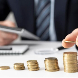 Аналитики назвали профессии с самой высокой зарплатой во Владимирской области