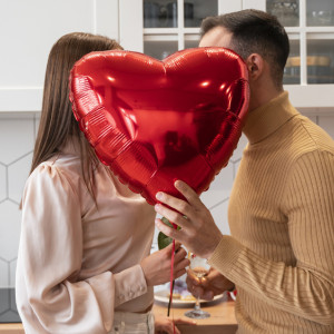 Свидание в мастерской или во «Вкусно – и точка». Владимирцы порассуждали о 14 февраля