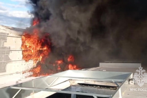 МЧС показало видео с тушения пожара за «Ивановскими мануфактурами» во Владимире