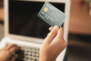 Мошенники развели мать погибшего бойца СВО из Меленковского района на 11 млн рублей