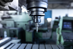 На производстве в Муроме рабочего затянуло в станок