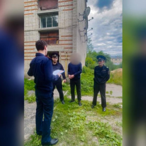 В поселке под Камешково мужчина зарезал соседку по общежитию