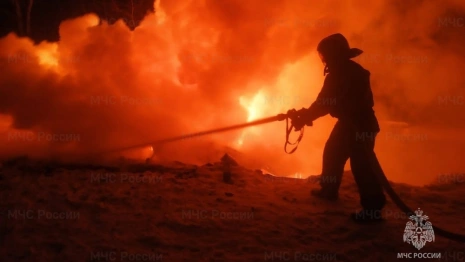 Во Владимирской области на мощном пожаре в бане пострадал 56-летний мужчина