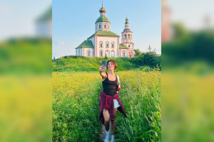 В Суздаль приехала Настя Ивлеева