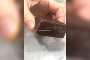 Жители Владимира пожаловались на конфеты с плесенью