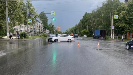 Во Владимире 5-летний и 3-летний дети пострадали в ДТП с двумя легковушками