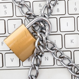 Во Владимире военные потребовали заблокировать сайты по продаже оружия