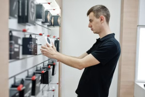 Во Владимире сотрудника салона связи будут судить за слив данных клиента