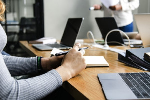 В Гороховце супруга погибшего сотрудника водоканала потребовала компенсацию в 1 млн