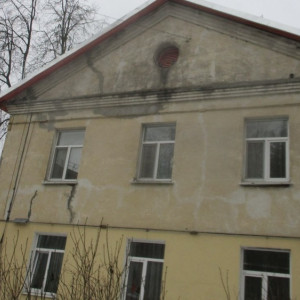 Во владимирском микрорайоне Юрьевец подрядчик затянул с ремонтом крыш в 2 домах