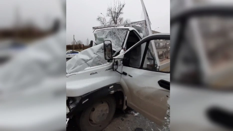 Водителя ГАЗели зажало в кабине после ДТП на М-7 под Ковровом