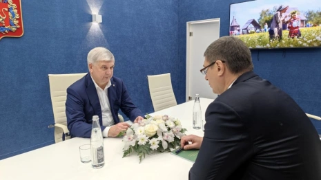 В Суздале встретились губернаторы Владимирской и Воронежской областей