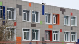 Правительство пообещало стильный и долговечный фасад в Ново-Александровской школе