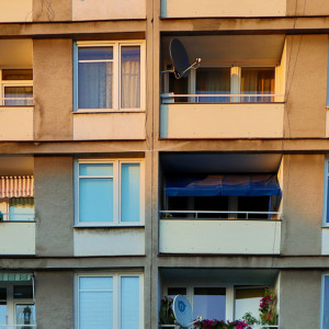 Во Владимирской области двум сестрам-сиротам дали квартиры через суд