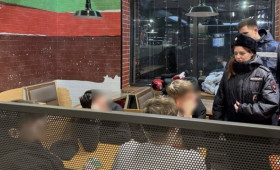 Во Владимире полицейские поймали 15 гулявших в ночное время подростков