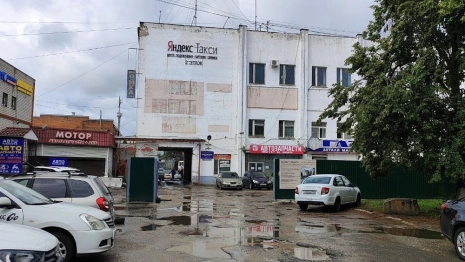 Появилось фото сноса бывшего таксопарка на Чайковского во Владимире