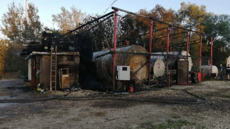 Во Владимирской области произошел мощный пожар на заправке