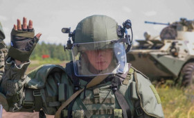 Бывшего начальника уголовного розыска в Александрове осудили за обман девушки бойца СВО