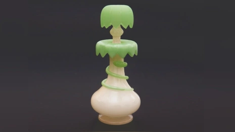 В музее Александрова выставят флакон духов 19 века из богемского стекла 