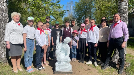 В Киржаче вернули памятник юного пионера