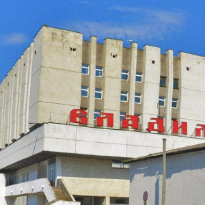 Почетный архитектор России раскритиковал отделку вокзала во Владимире керамогранитом