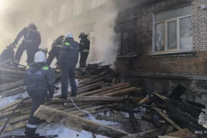 Во Владимире загорелась закрытая на ремонт школа №8