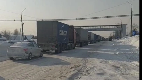 На трассе М-7 во Владимирской области растянулась пробка длиной в 30 км