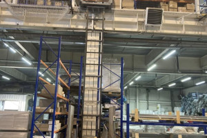 Сотрудница завода во Владимире разбилась при падении с высоты 5 метров