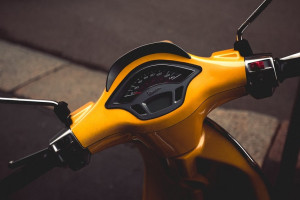 Во Владимирской области у севшего за руль пьяным подростка забрали мопед