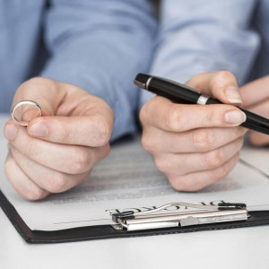 Жительница Владимирской области ради 80 тысяч вышла замуж за мигранта