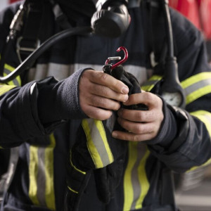 В Коврове спасатели вытащили труп мужчины из теплотрассы