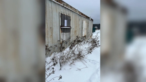 Во Владимире снесут бесхозный строительный вагончик