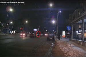 Во Владимире момент смертельного ДТП у госуниверситета попал на видео