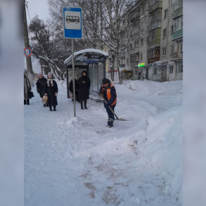 Во Владимире начали уборку снега лишь в марте