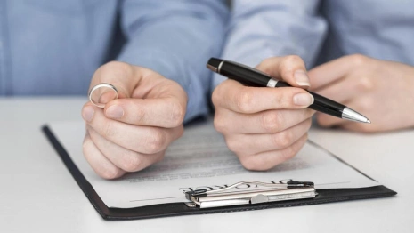 Жительница Владимирской области ради 80 тысяч вышла замуж за мигранта