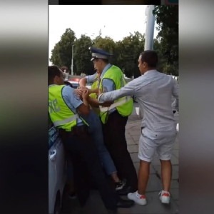 Во Владимире задержали напавшего на полицейских 21-летнего «мажора»