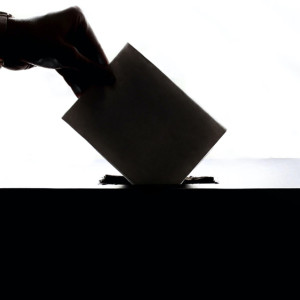 Во Владимире избирательная комиссия зарегистрировала пятерых кандидатов в губернаторы  