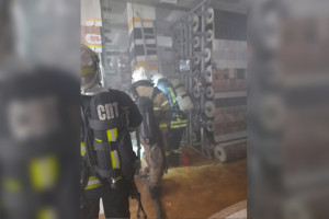 В Коврове загорелся магазин с ленолеумами