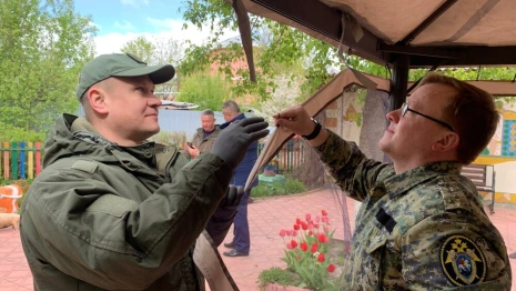 Сотрудники Следкома провели субботник в Муромском доме ребенка