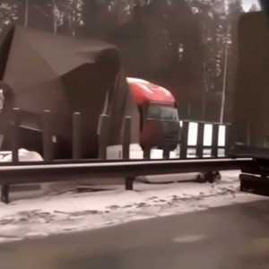 Во Владимирской области на трассе М-7 Волга столкнулись фуры