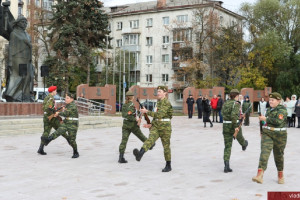 Во Владимире открыли новый сезон Вахты памяти у Вечного огня