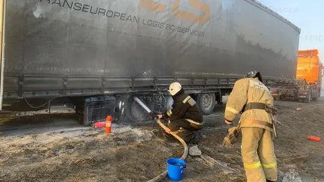 Во Владимирской области на М-7 Волга загорелся грузовик