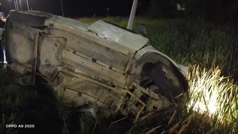 Во Владимирской области автомобилистка на иномарке влетела в столб