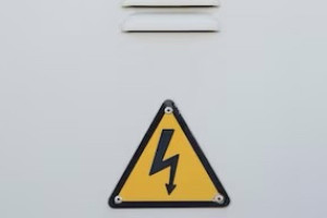 Во Владимире электрик погиб от удара током на высоковольтной ЛЭП