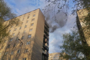 Во Владимире эвакуировали 70 человек из полыхающего общежития