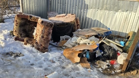 Кладбище Улыбышево под Владимиром завалили мусором