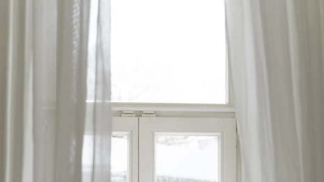 Во Владимире пенсионер погиб при падении с 4 этажа